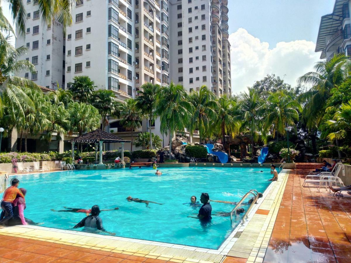 Costa Mahkota Lejlighedshotel Malacca Eksteriør billede